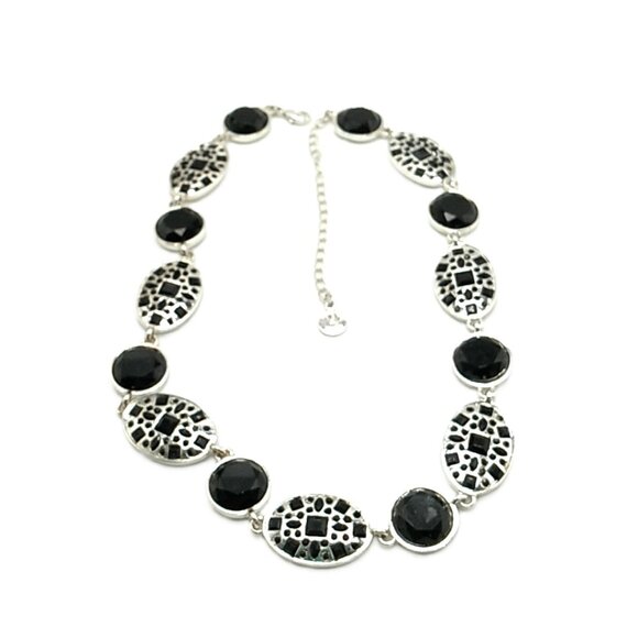 Gloria Vanderbilt Black & Silver-tone Necklace - Picture 13 of 14
